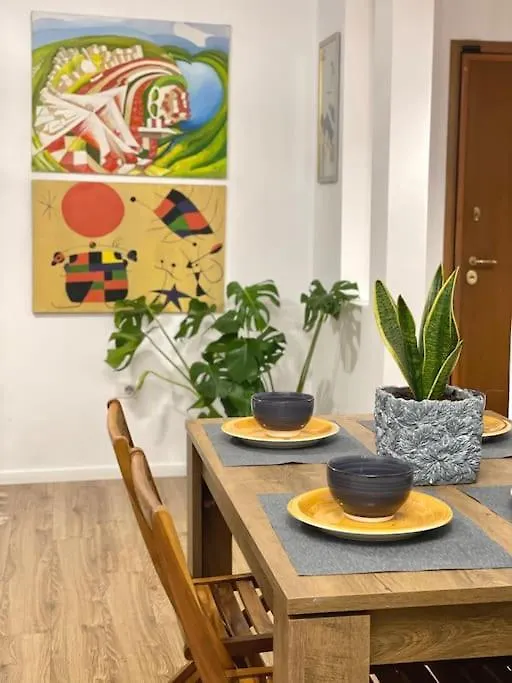 Family Living Tirana Apartment 0*,  Albania